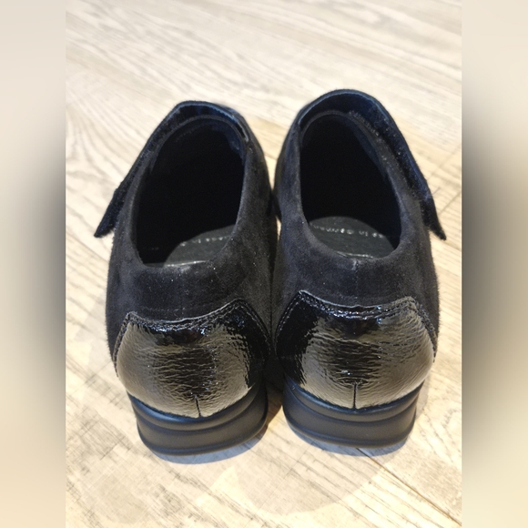 Semler | Black Suede Women's Shoes w/ Patent Leather Toe Caps, Size 4 - Picture 7 of 11